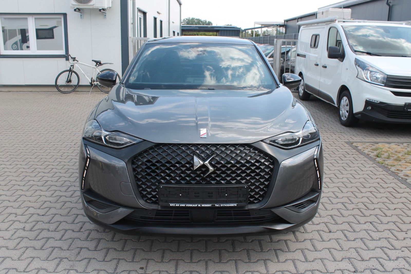 DS Automobiles DS3 DS 3 Crossback E-Tense Performance Line +