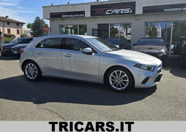 Mercedes-Benz MERCEDES-BENZ A 200 d Automatic PERMUTE