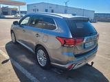Mitsubishi Outlander Plug-In-Hybrid 2.4 224PS TOP  - graue Mitsubishi Plug-in Hybrid Outlander