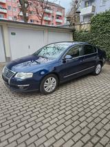 Volkswagen Passat 2.0 TDI Highline Euro5 /Perfekter Zustand - Volkswagen Passat aus 2010: TDI