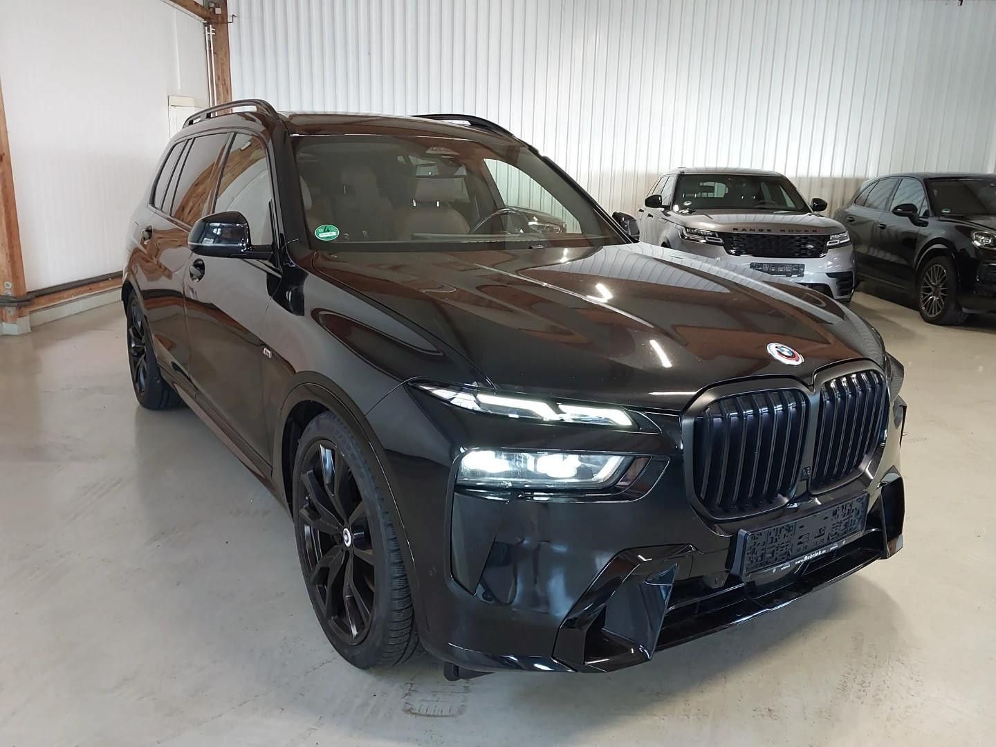 Fahrzeugabbildung BMW X7 xDrive 40 d M Sport PRO|SKY-LOUNGE|7-SITZE|