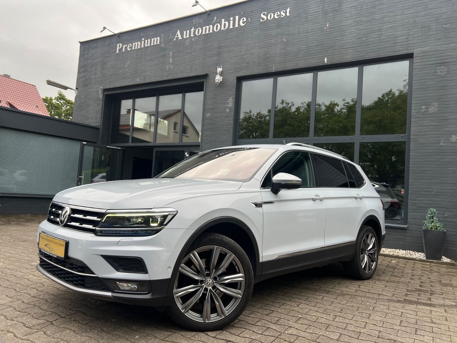 VW Tiguan Allspace Highline*VIRTUAL*DYNAUDIO*PANO*