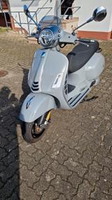 Vespa GTS SuperTech 300, grau - VESPA 300 GTS