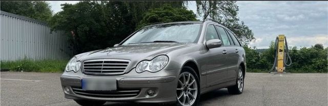 Mercedes-Benz Mercedes C200 Kompressor Modelpfloge Zuver...