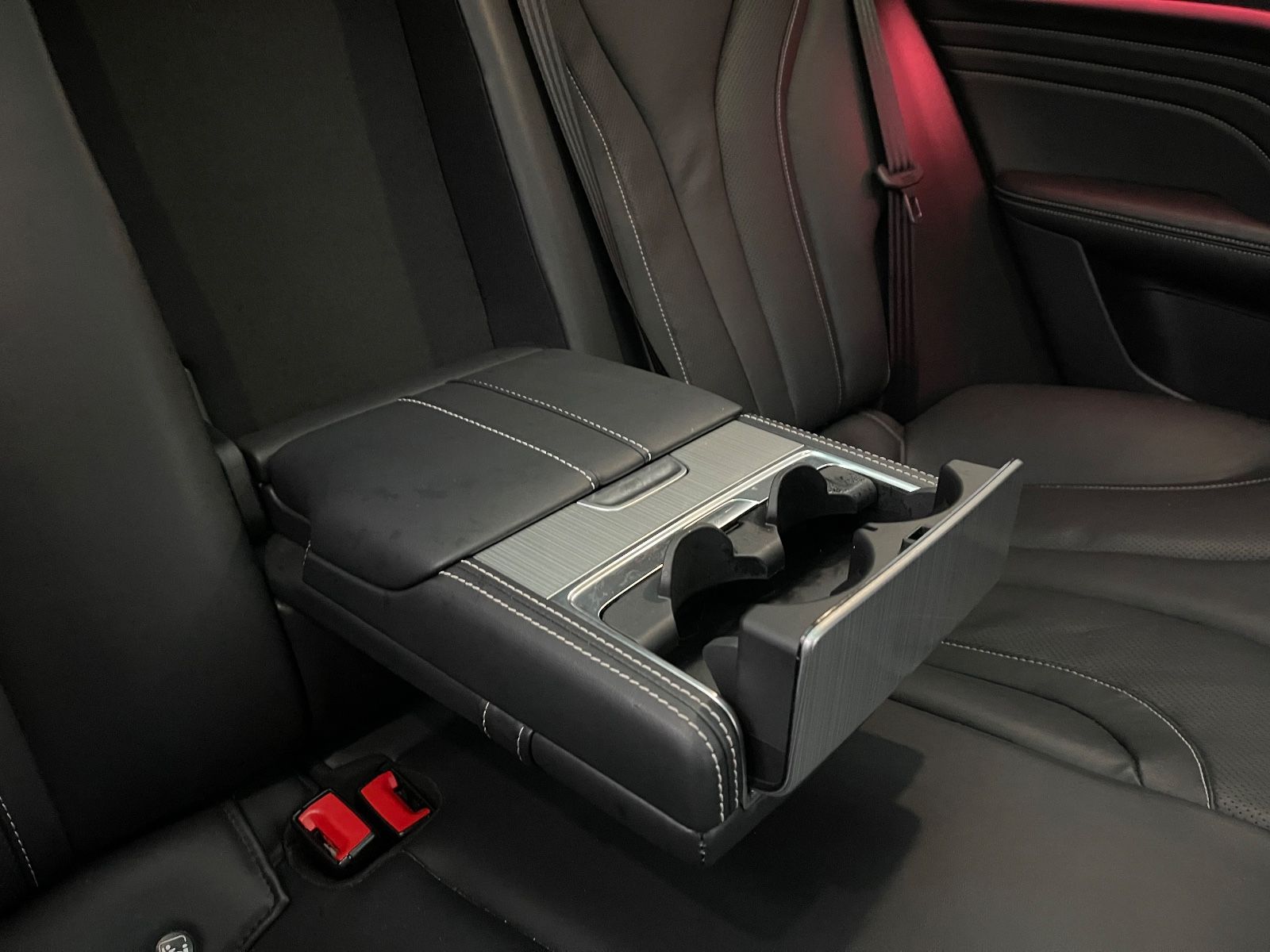 Fahrzeugabbildung MG Marvel R Performance*BOSE*PANO*LEDER*MEMO*LED