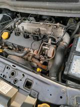 Opel Zafira 1,9 Diesel - Opel Zafira aus 2004 mit Diesel-Antrieb
