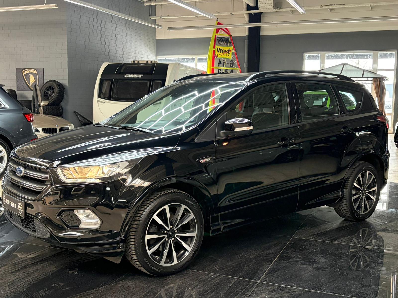 Ford Kuga ST-Line KeyFree Sihzg Kamera SYNC Tempo 3.H