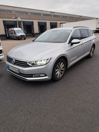 Volkswagen Passat Variant - 1