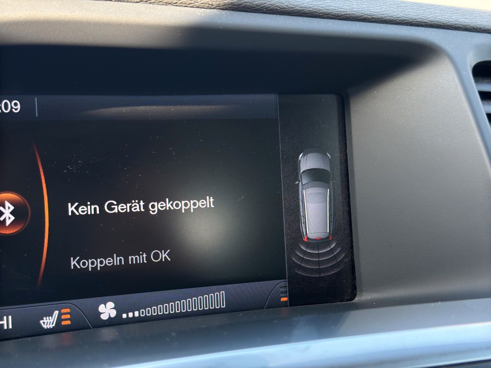 Fahrzeugabbildung Volvo V60 Kombi Ocean Race/Sitzheitzung/