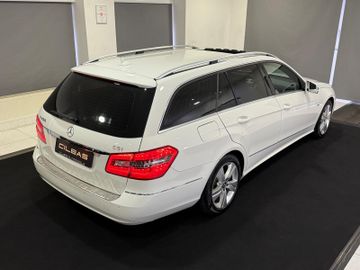 Mercedes E 200 - 6