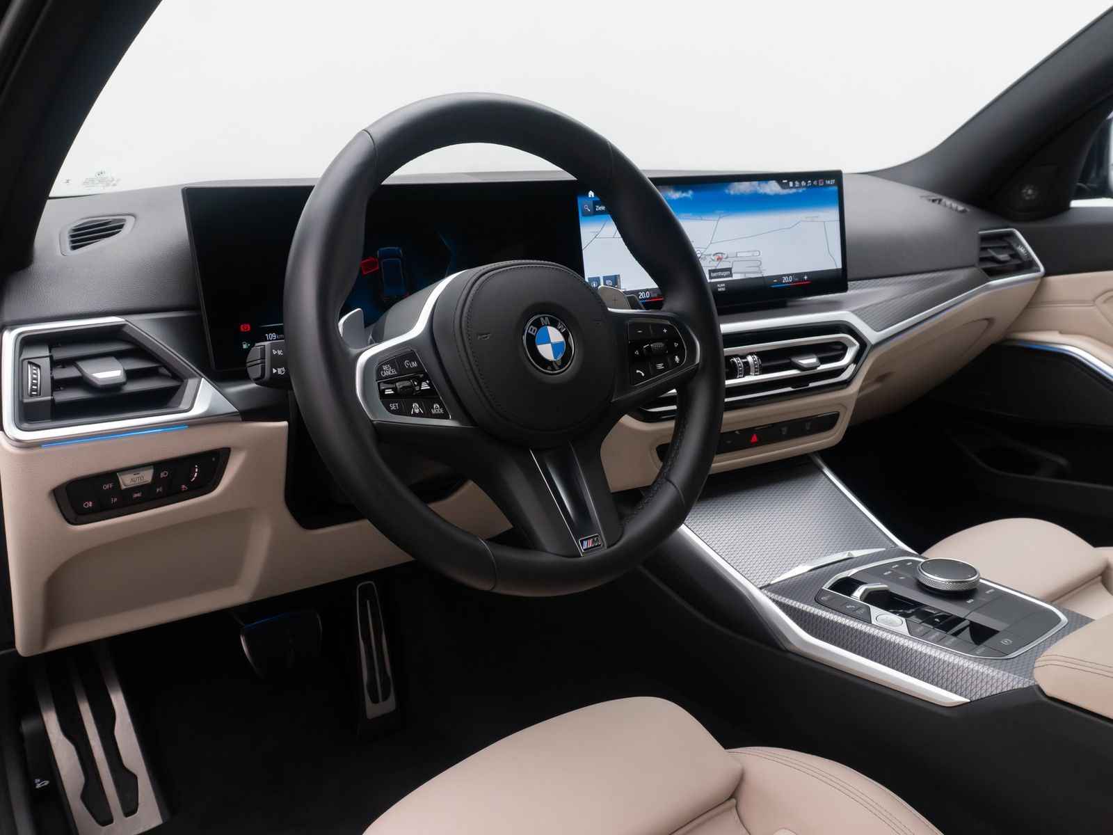 Fahrzeugabbildung BMW 330i MSport DAB Memory Kamera H/K Komfort 19Zoll