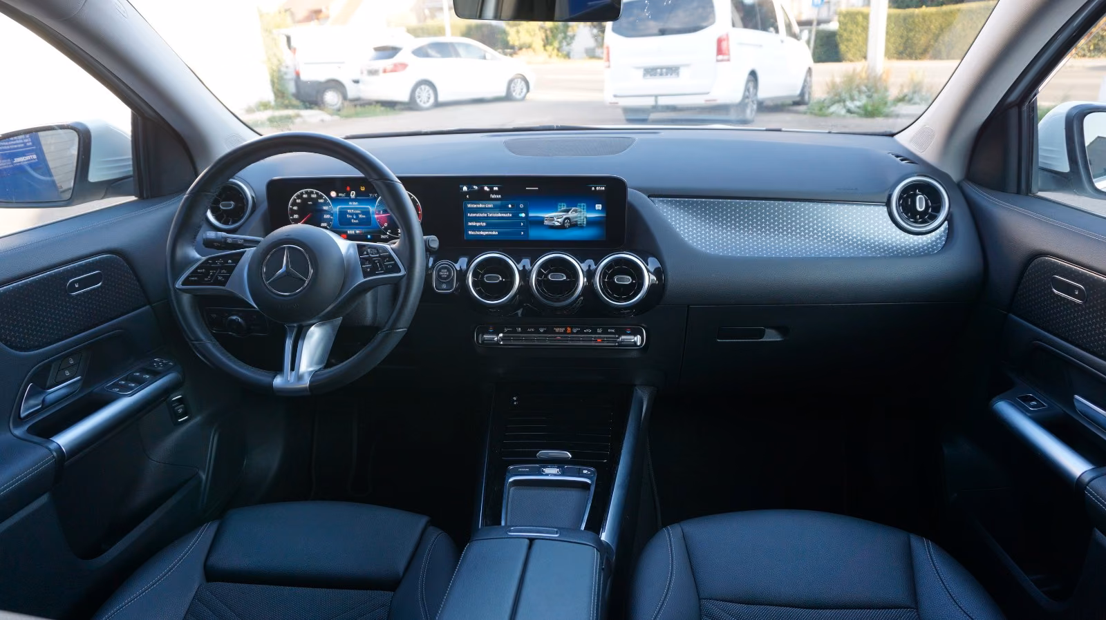 Mercedes-Benz GLA d Progressive Teilleder SHZ VDD Mwst, миниатюра 13