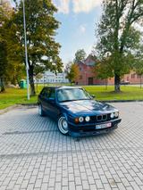 BMW 525i Touring 525i - BMW 525 aus 1994: 525i