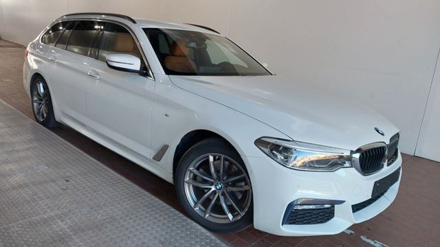 BMW 520 5 Touring  d M Sport (Fahrzeug-Nummer 135)