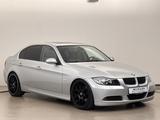 BMW 325d *Klimaautomatik*Xenon*19 Zoll*PDC* - BMW 325 mit Diesel-Antrieb: Limousine, Automatik