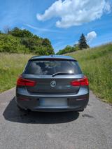 BMW 118i Sport Line  - silberne BMW 118