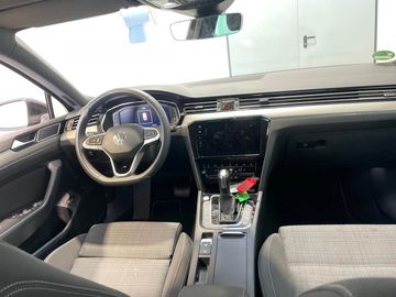 Volkswagen Passat Variant - 5