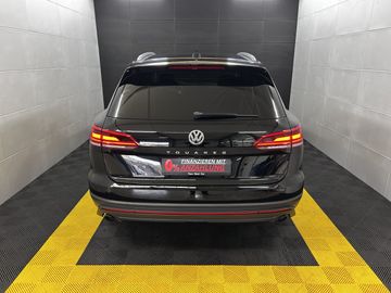 Volkswagen Touareg - 6