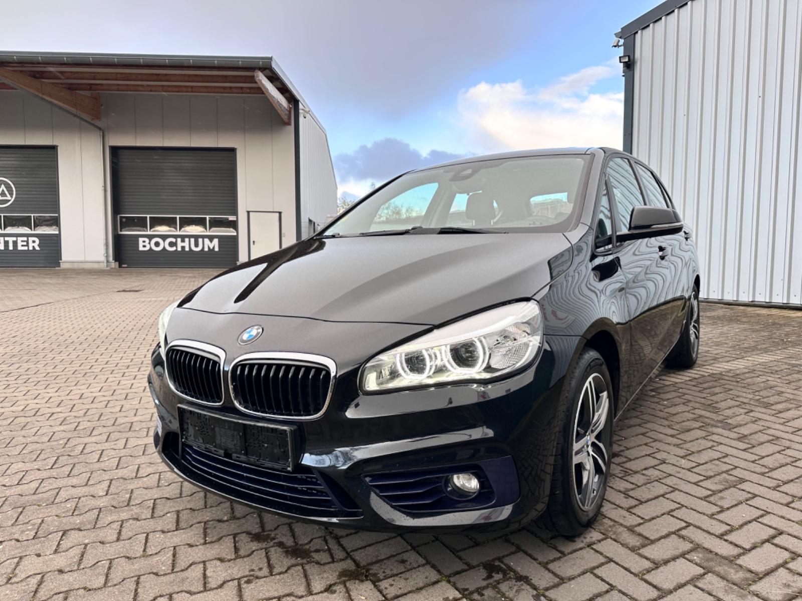 BMW 218 dActive Tourer / Sport Line / Pano/1-Hand/