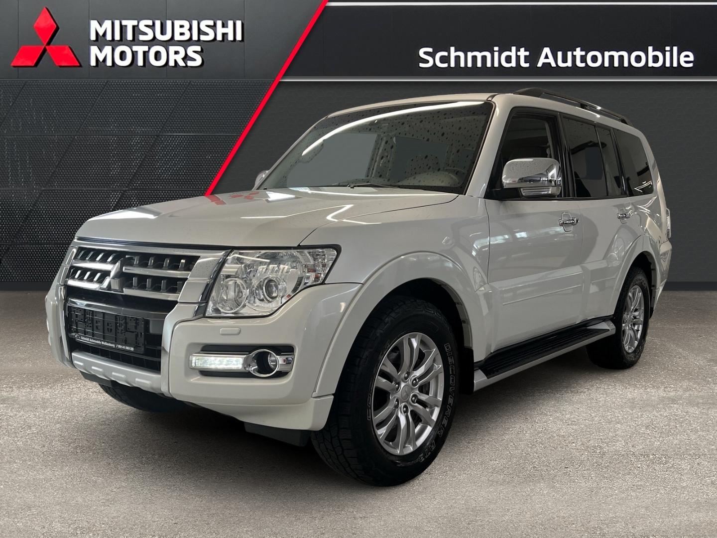 Mitsubishi Pajero 3.2 DI-D Top 4WD Rockford AHK Navi Kamera