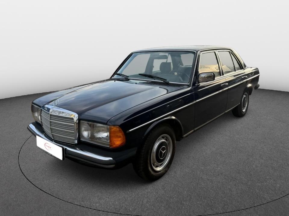 Mercedes-Benz 230E W123-Automatik-Restauriert-H Kennzeichen