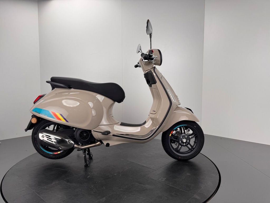 Fahrzeugabbildung Vespa PRIMAVERA 125 SPORT E5+ *NEUFAHRZEUG