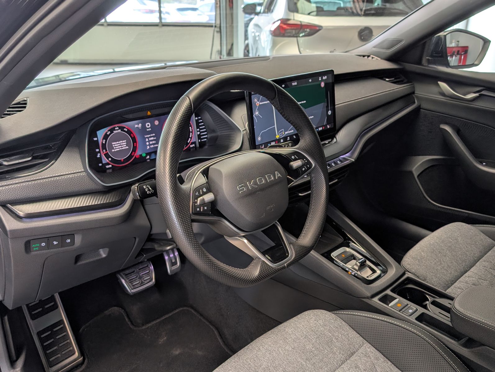 Immagine dell'auto: SKODA Octavia 2.0 TDI DSG Sportline Matrix Cam, anno di produzione 2015
