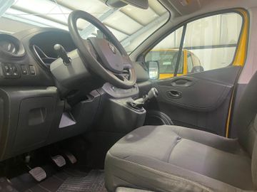 Renault Trafic - 9