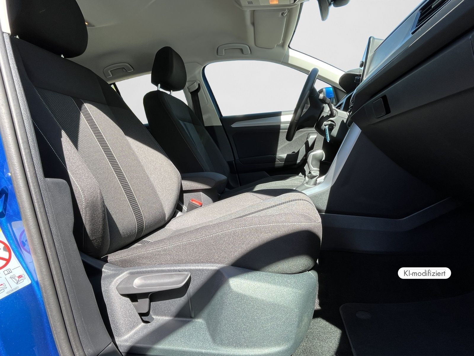 Volkswagen T-Roc 1.5 TSI DSG NAVI DIGITAL COCKPIT PRO C foto 4