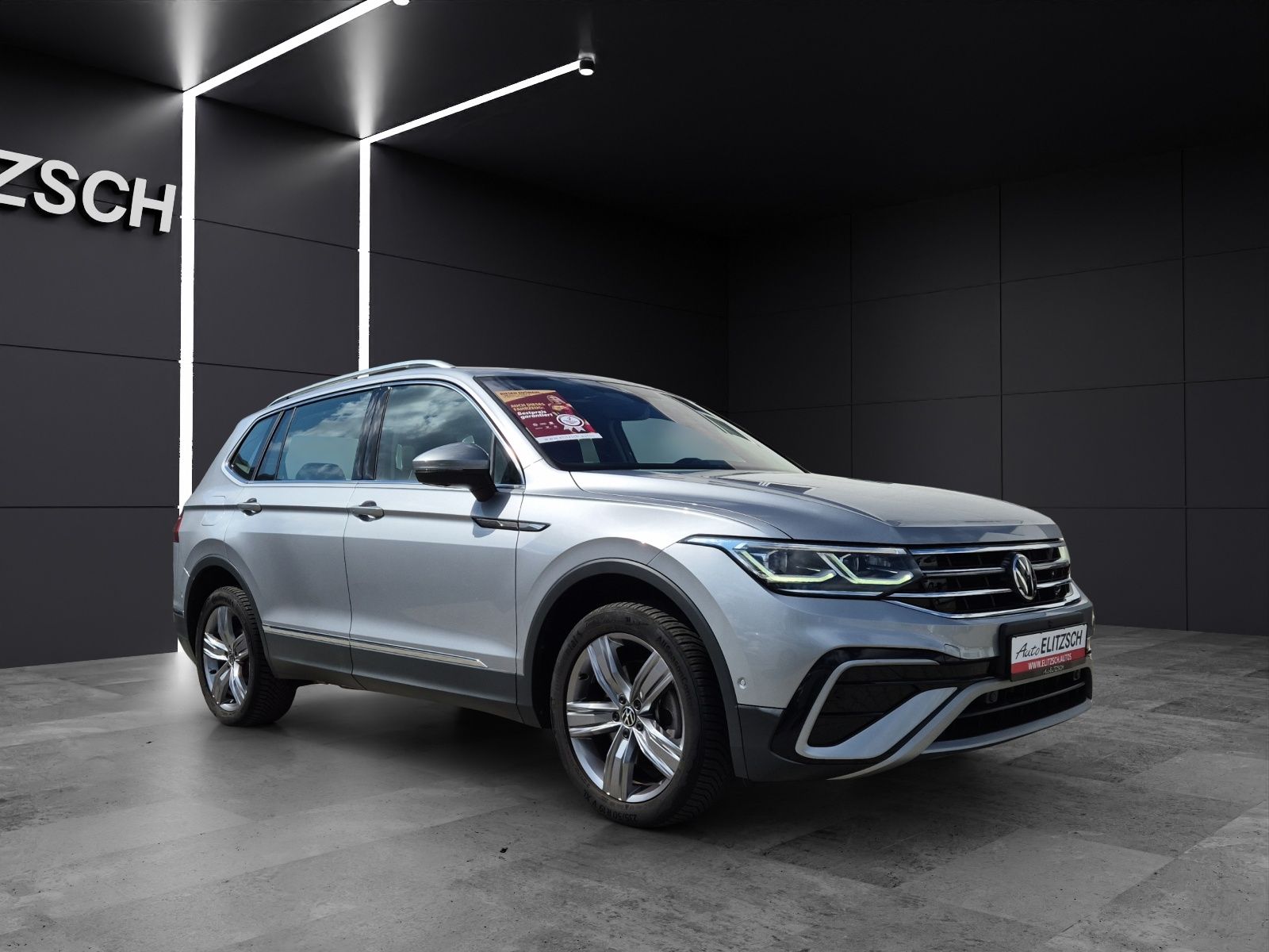 Fahrzeugabbildung Volkswagen Tiguan Allspace TSI Elegance DSG 4M Matrix Navi