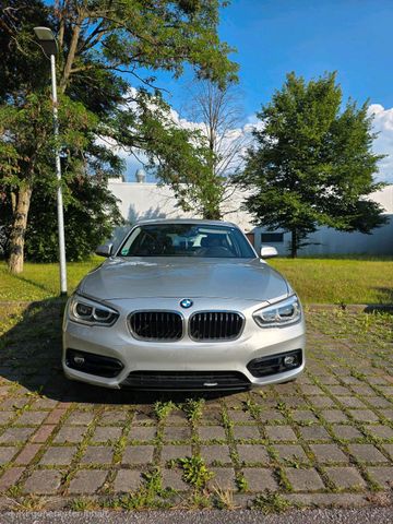 BMW BMW 118d Sport Line zu verkaufen