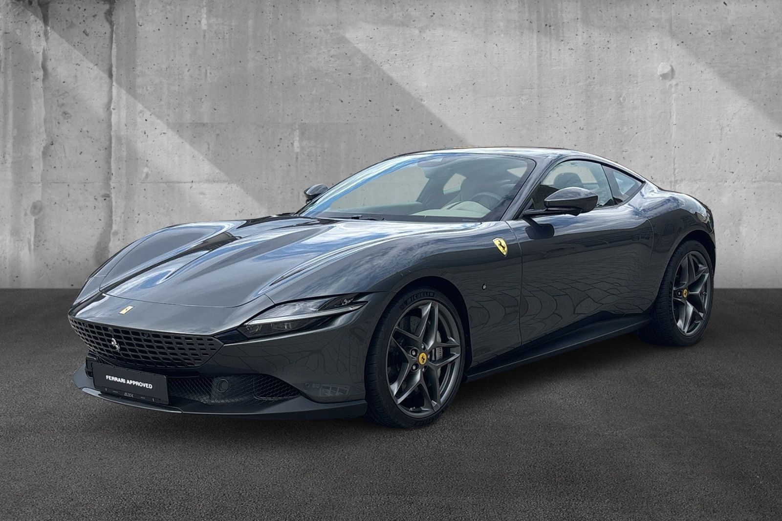 Fahrzeugabbildung Ferrari Roma*erst 1000 km*ADAS*360° Surround*CarPlay
