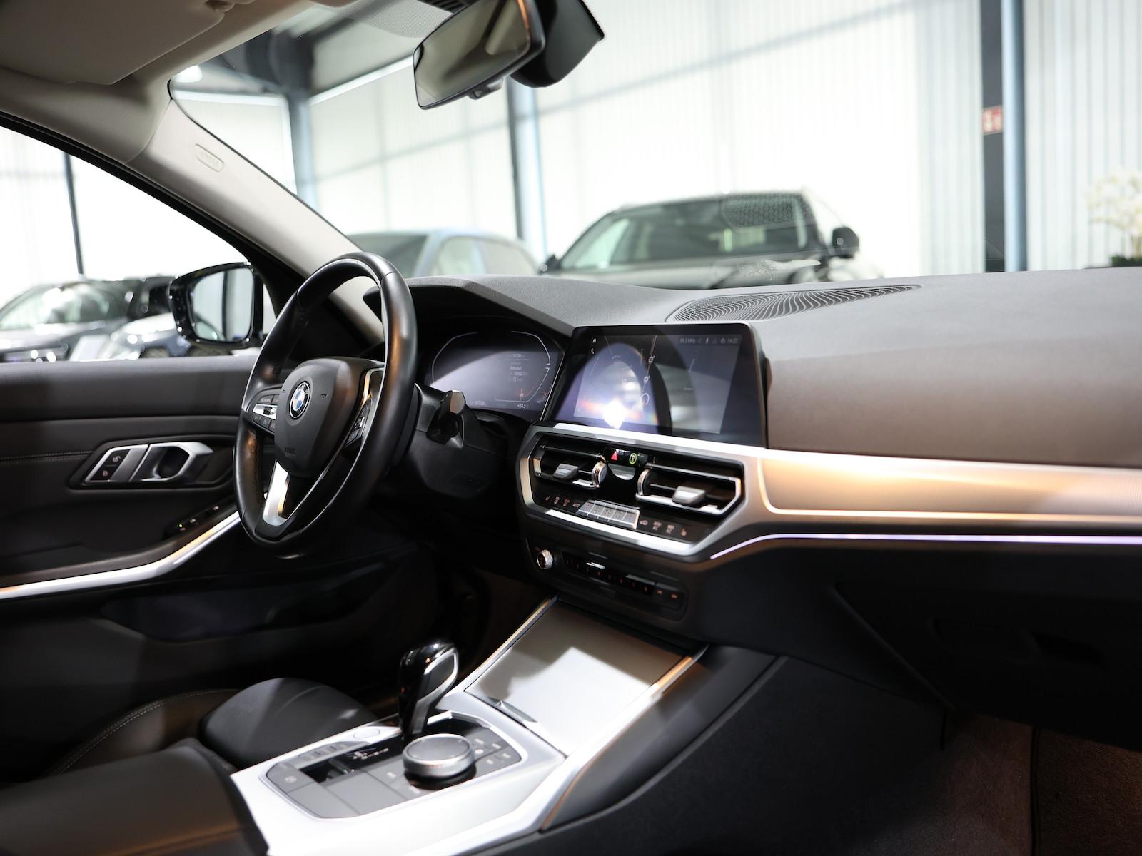 BMW 320 i LIMOUSINE SPORT-LINE SHADOW / LEDER, LIVE+, миниатюра 21