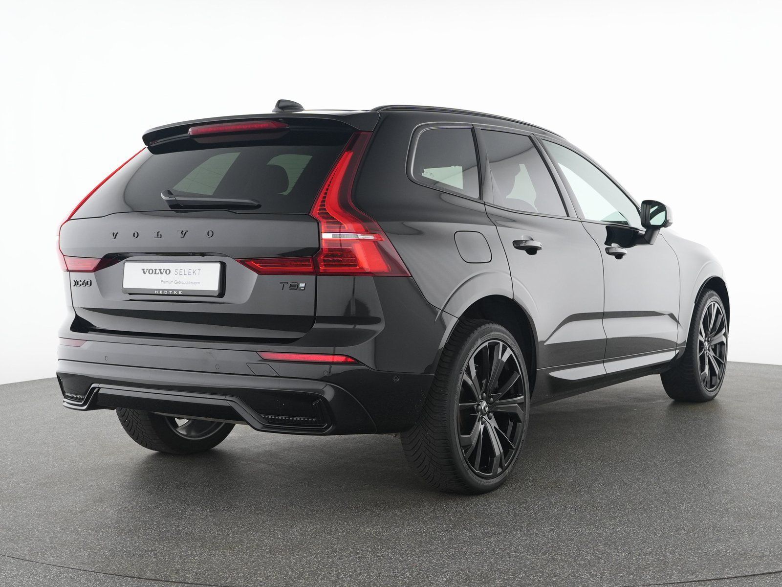 Volvo XC60 T8 AWD Plus Black Edition 360°GSHD*STHZ*21" imagem 2