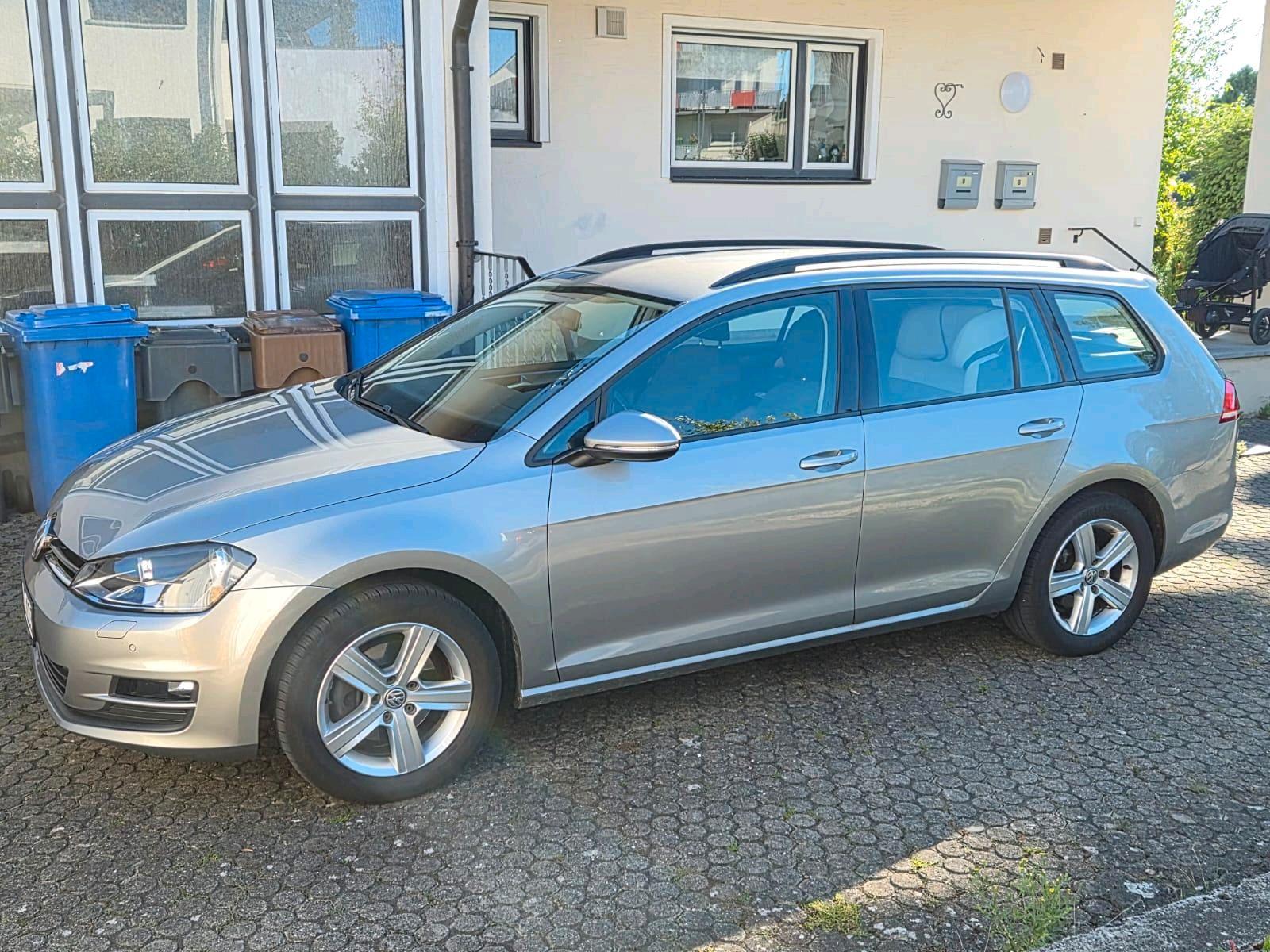 Volkswagen Golf 2015 — interior