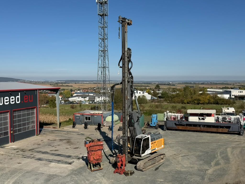 Fahrzeugabbildung Liebherr LRB 125 Ramm- und Bohrgerät Klima/Radio