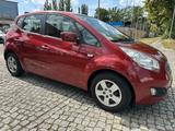 Kia Venga Vision Automatik - rote Kia Venga