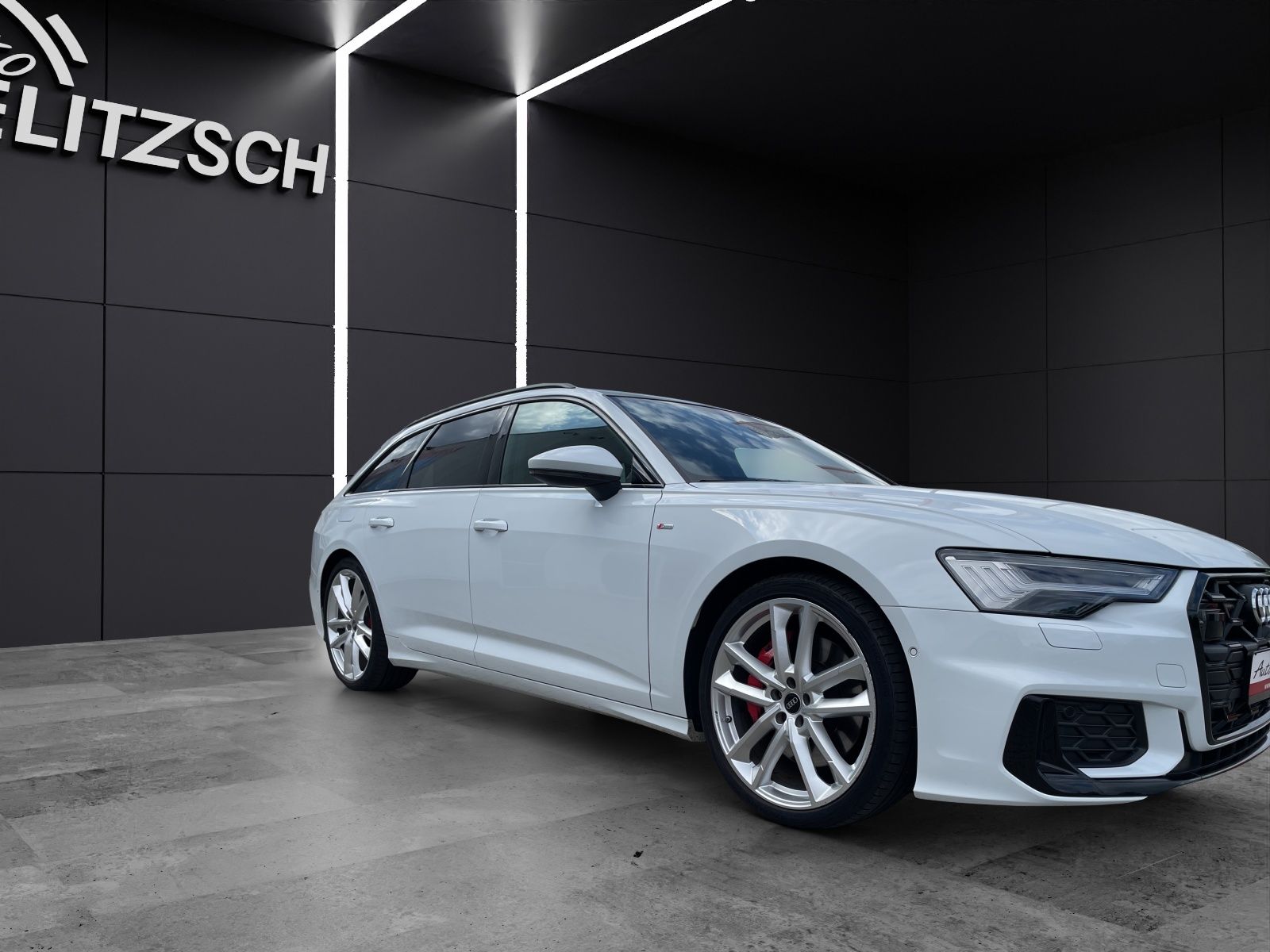 Fahrzeugabbildung Audi A6 Avant TFSI e quattro S line Matrix Navi SHZ