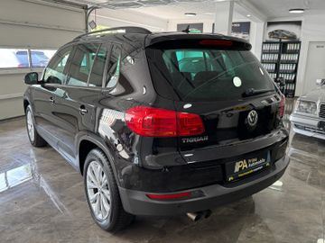 Volkswagen Tiguan - 3
