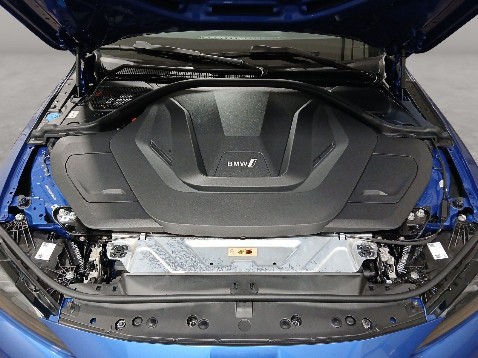 BMW i4 - Bild 14