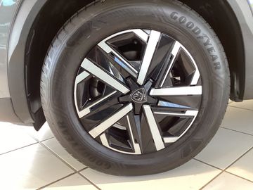Peugeot 2008 - 11