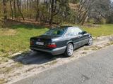 Mercedes-Benz 124 coupe 220 E    Sportline - Mercedes-Benz E 220 mit Benzin-Antrieb: Sportwagen, Automatik