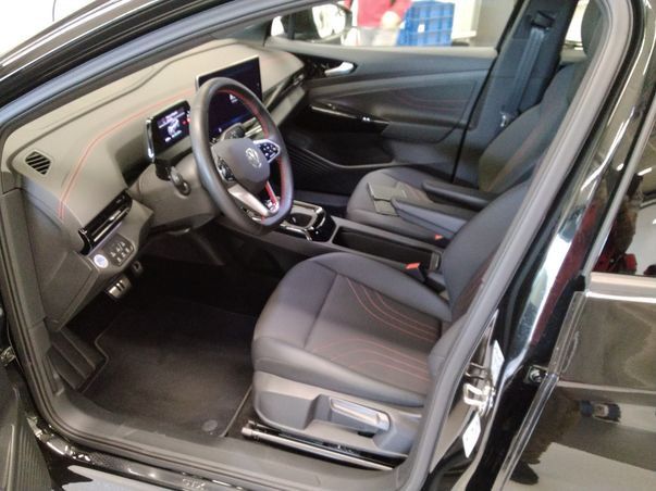 ID.4 GTX 4MOTION AHK+IQ.LIGHT+HUD+NAV+KAMERA+ACC