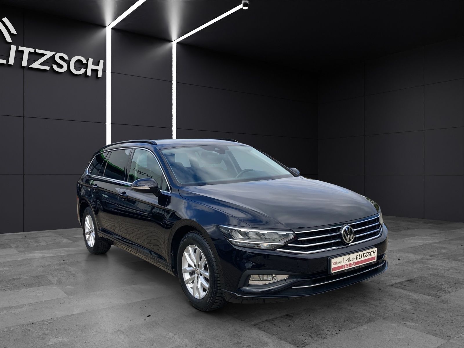 Fahrzeugabbildung Volkswagen Passat Variant BUSINESS TSI DSG LED Navi ACC SH