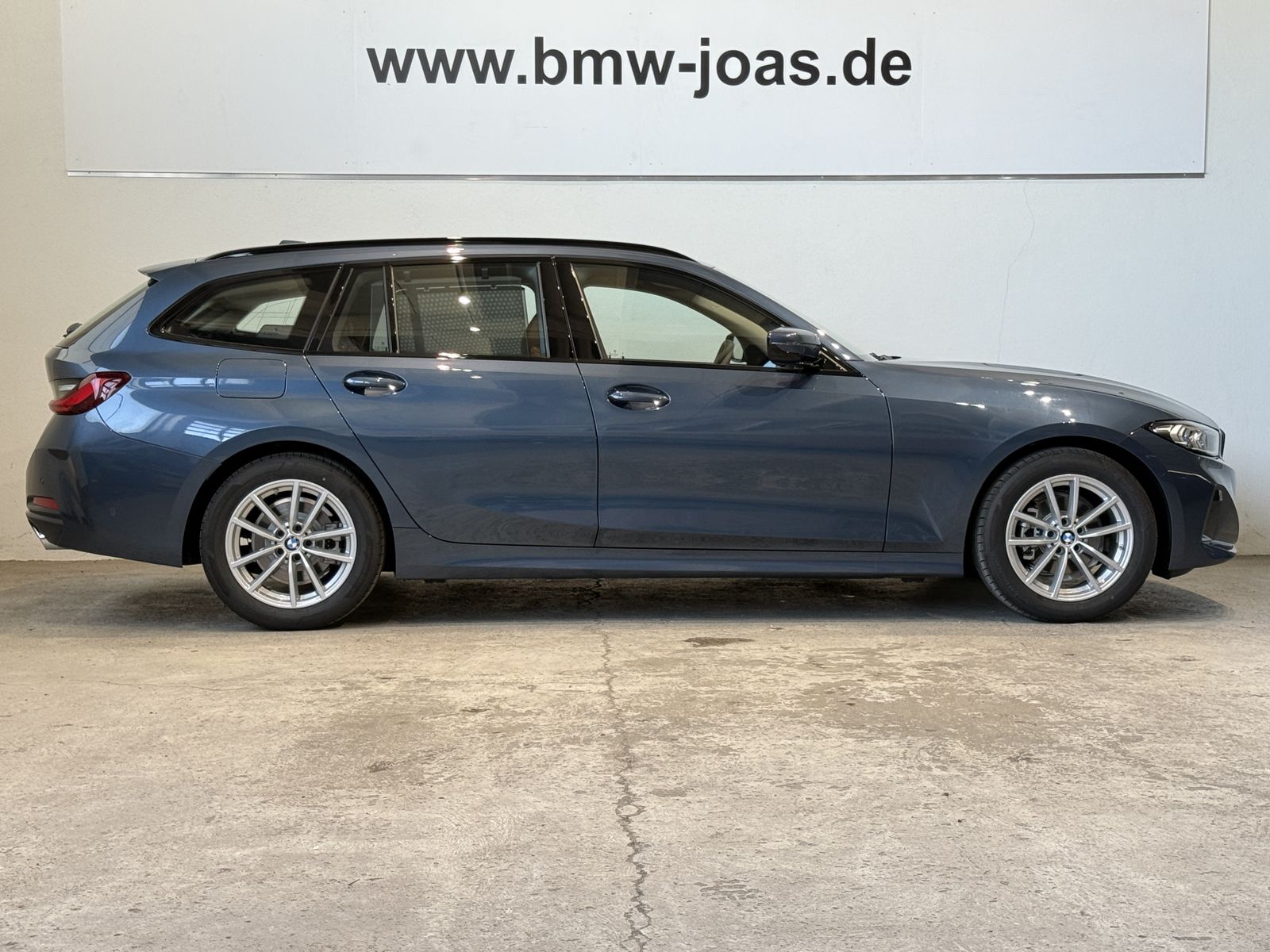 Fahrzeugabbildung BMW 318d Touring HK HiFi DAB LED Komfortzg. AHK Shz