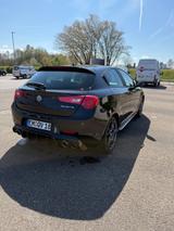 Alfa Romeo Giulietta 1.8 TBi 16V 177 kW TCT Veloce Veloce - Alfa Romeo Giulietta Veloce mit Benzin-Antrieb