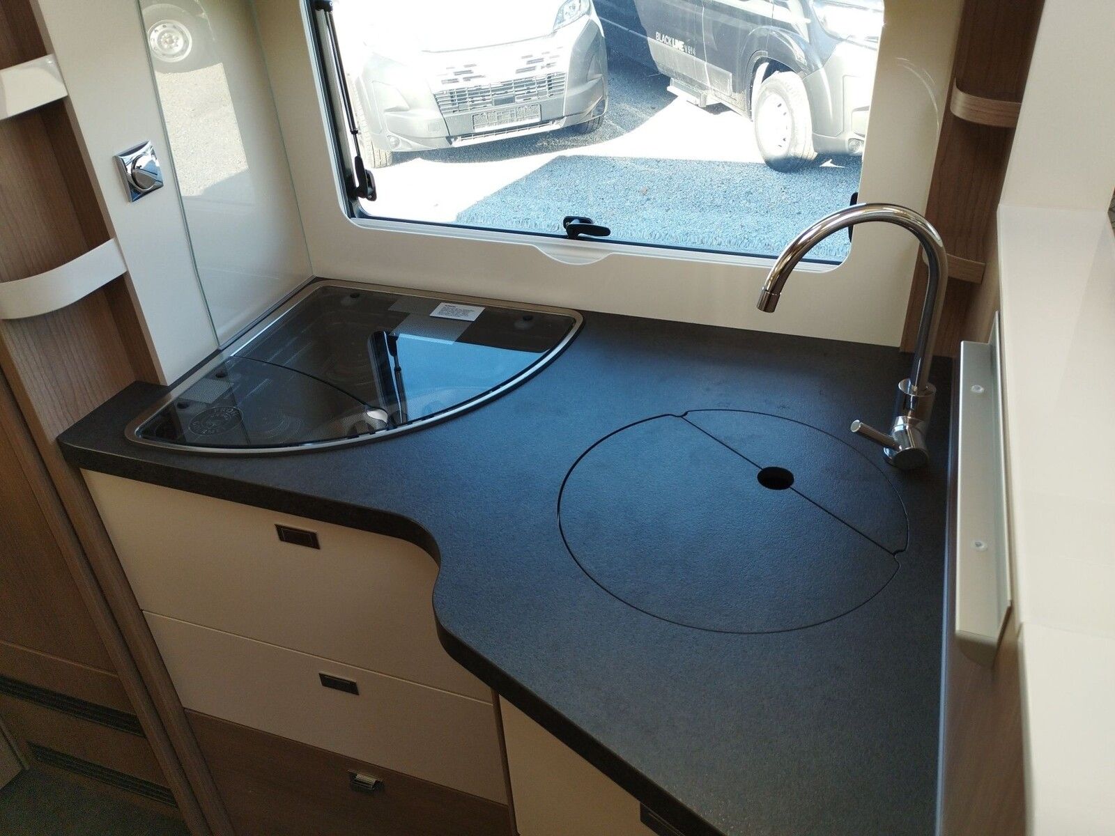 Fahrzeugabbildung Malibu T 460 LE SAT,Solar,Veloslide.Markise