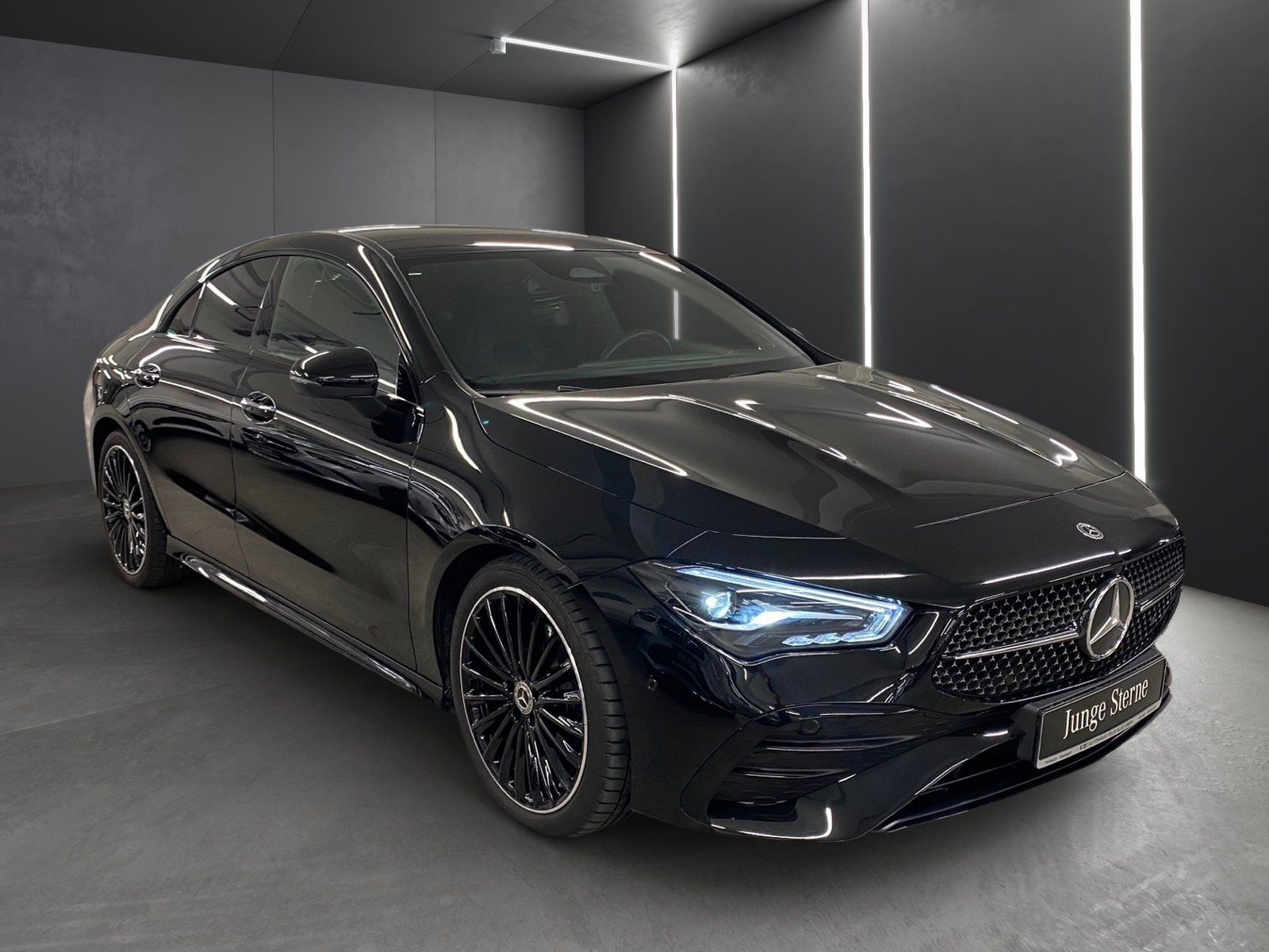 Fahrzeugabbildung Mercedes-Benz CLA 200 d AMG*Pano*Burmester*19"*Night*Totwink*