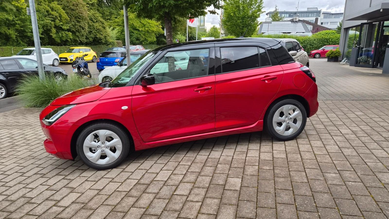 Suzuki Swift 1.2 DUALJET HYBRID Comfort AT