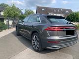 Audi Q8 45 TDI quattro tiptronic - - graue Audi Q8